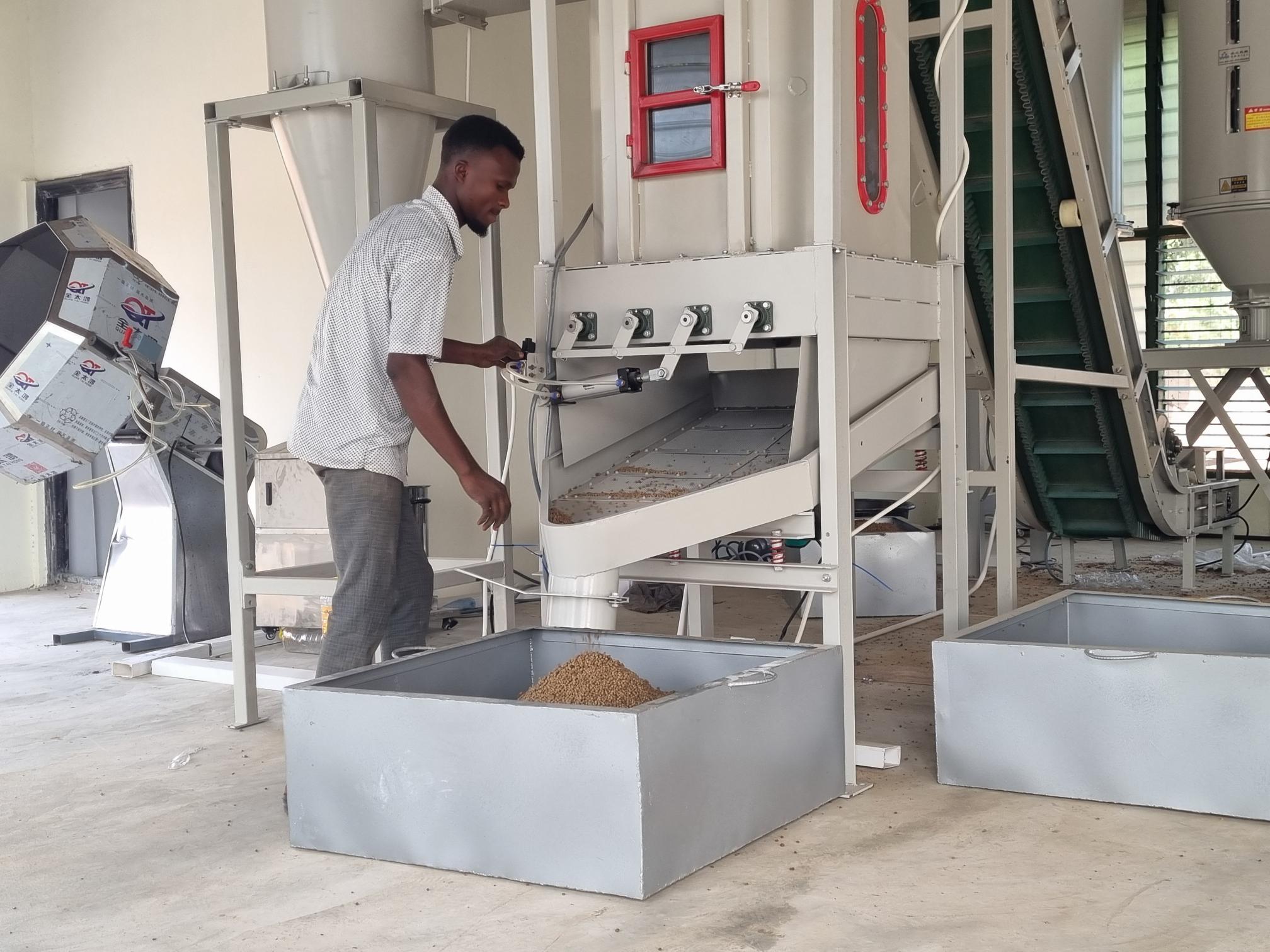 Bio-Based Fish Feed Extruder